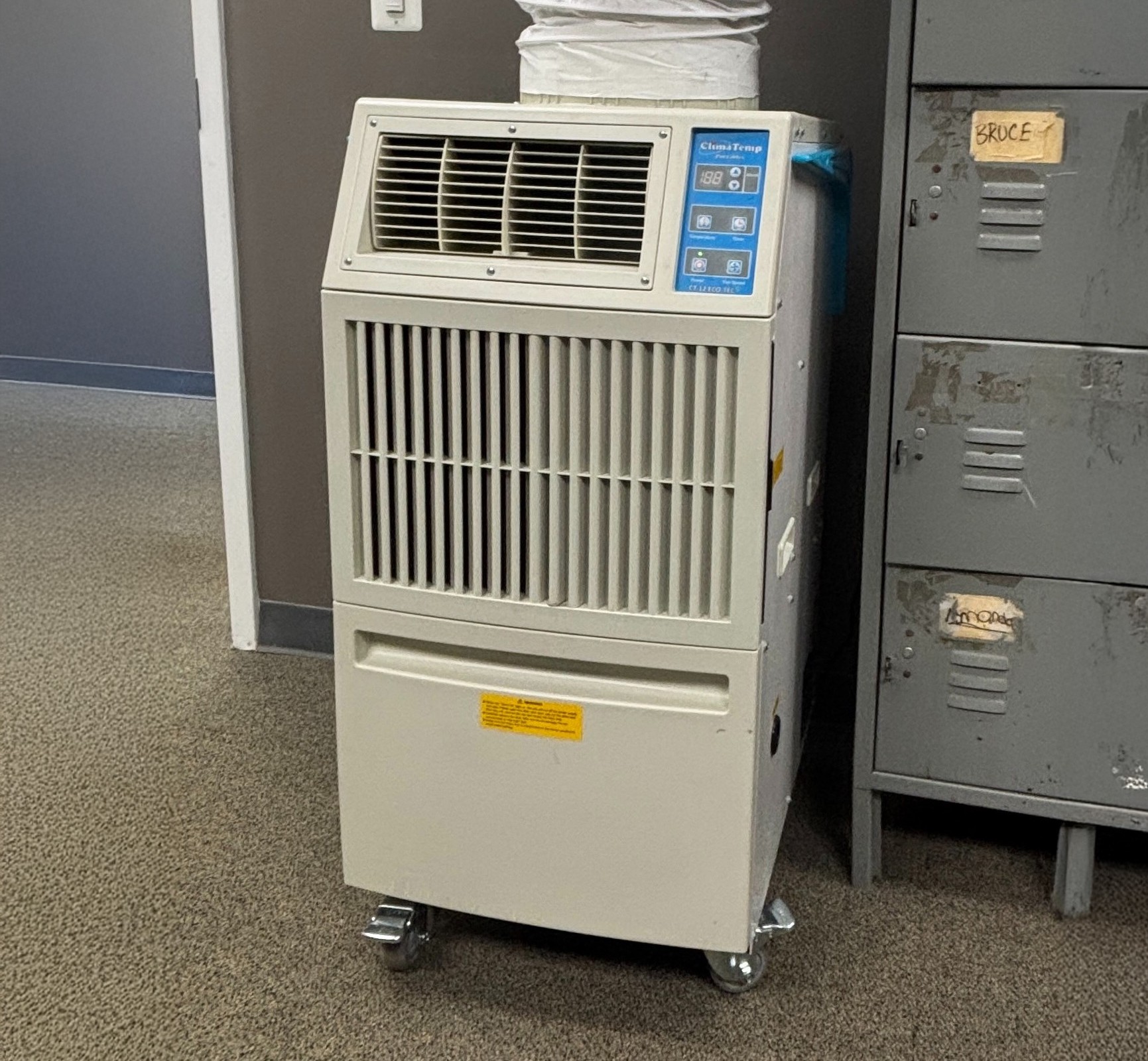 White spot cooler in an office